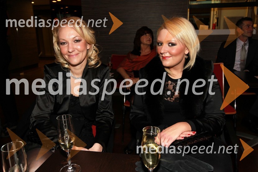 Jasna Novak in Maja LemplOna 365 je postala dr. Renata Salecl