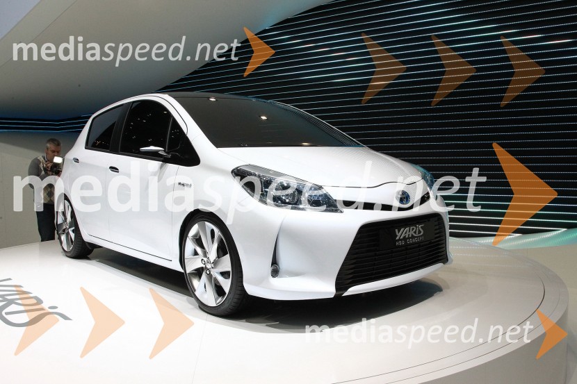 Toyota Yaris HSD conceptToyota v Ženevi 2011