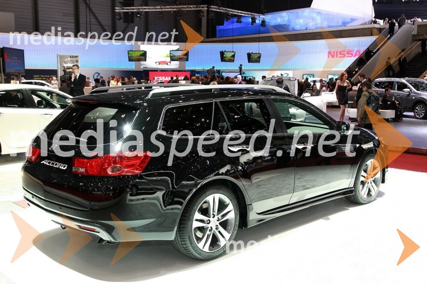Honda Accord facelift
Honda v Ženevi 2011