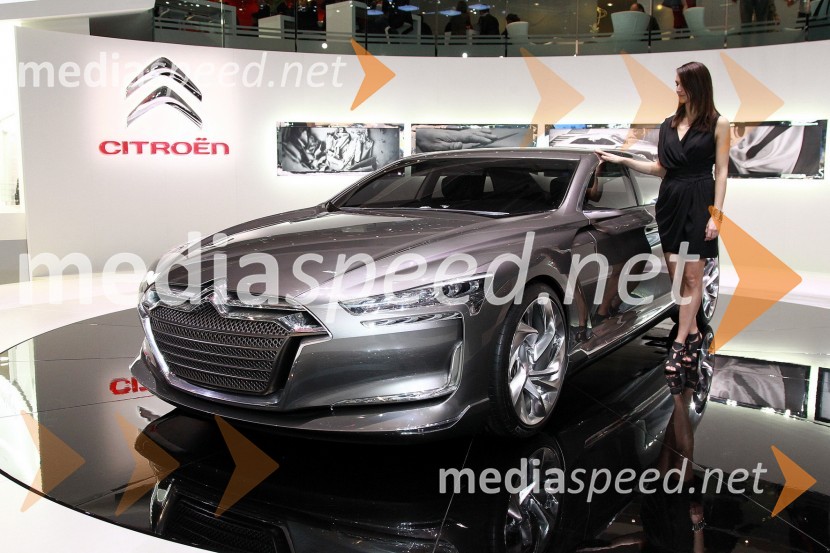 Citroën MetropolisCitroën v Ženevi 2011