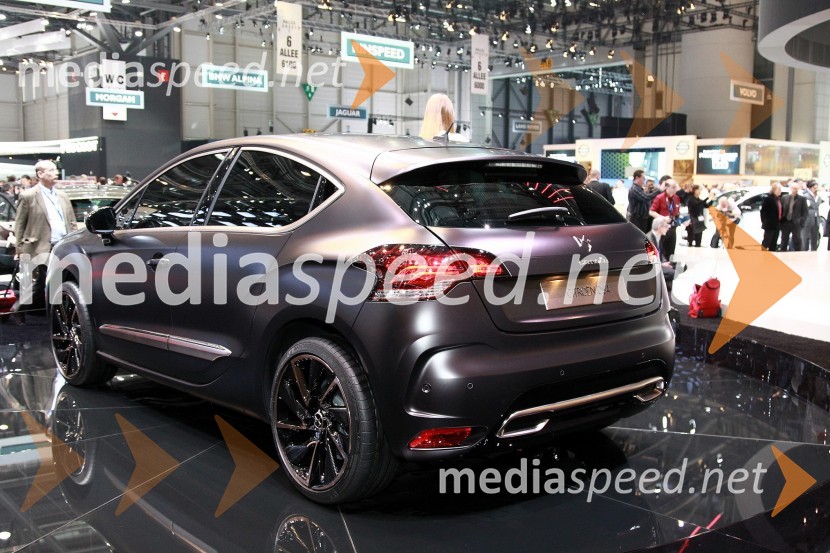 Citroën DS4Citroën v Ženevi 2011