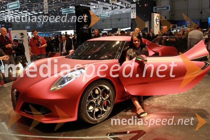 Alfa Romeo 4CAlfa Romeo v Ženevi 2011