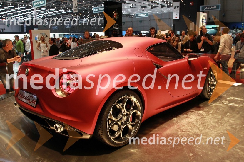 Alfa Romeo 4CAlfa Romeo v Ženevi 2011