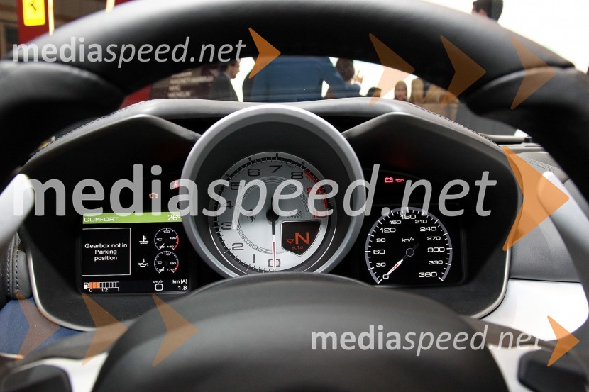 Ferrari FFFerrari v Ženevi 2011