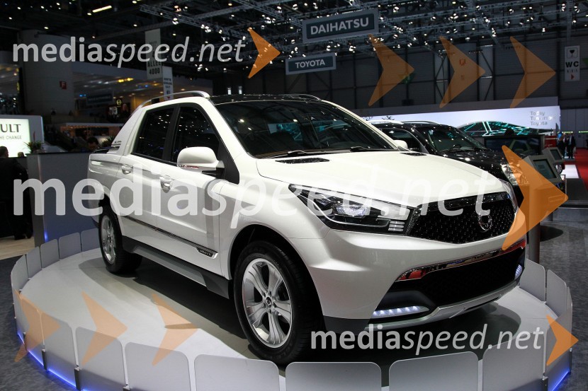 Ssangyong SUT 1 pick up conceptSsangyong v Ženevi 2011