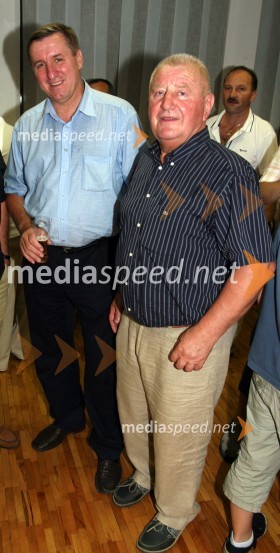 Jožef Jerovšek, poslanec SDS in Friderik Bukovič, notarNK Maribor - Villareal CF, nogometna tekma