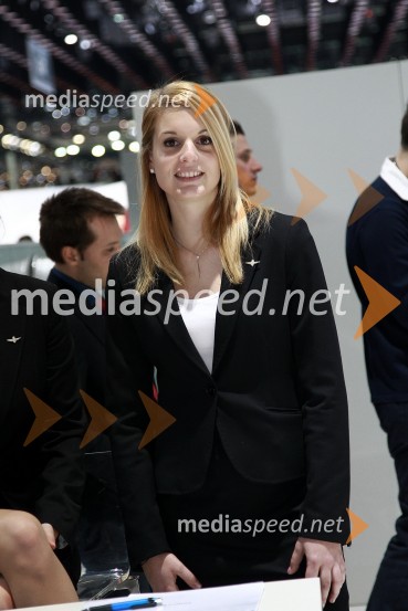 Jagodni izbor lepotičk iz avtomobilskega salona Ženeva 2011 – katera je vaša favoritka?