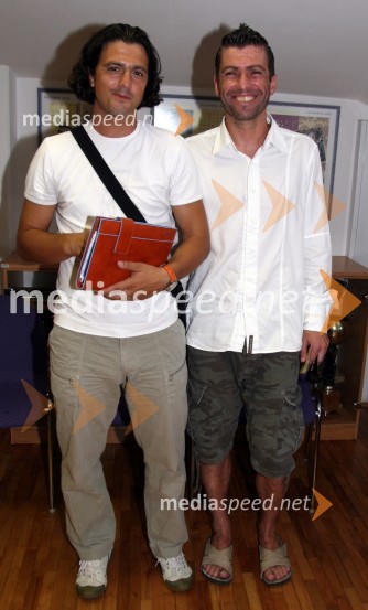 Zlatko Zahovič in Peter Binkovski, nekdanja nogometašaNK Maribor - Villareal CF, nogometna tekma