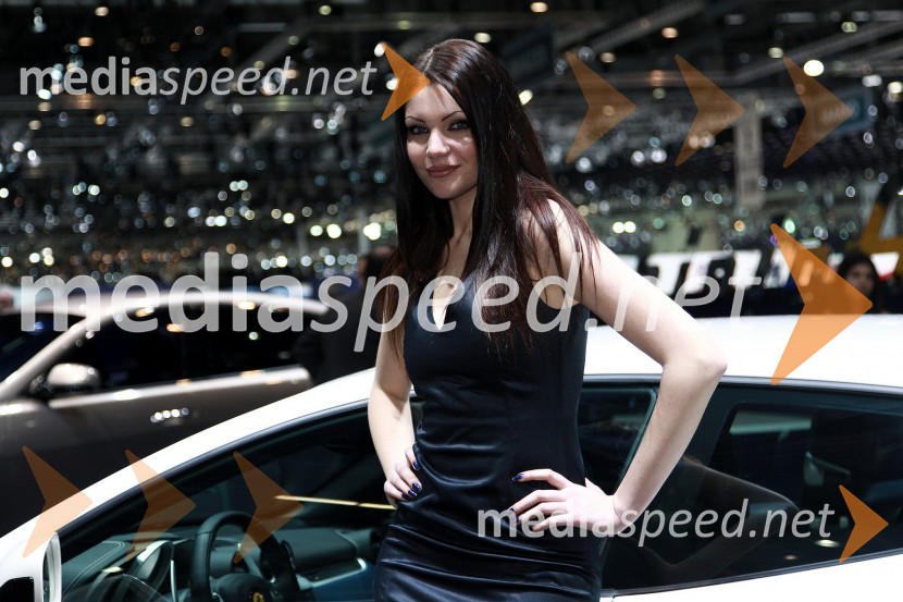 Jagodni izbor lepotičk iz avtomobilskega salona Ženeva 2011 – katera je vaša favoritka?