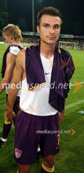 Amel Mujaković, nogometašNK Maribor - Villareal CF, nogometna tekma