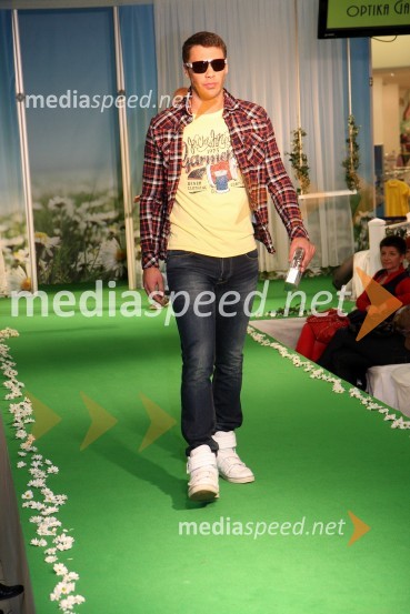 Europark, modna revija pomlad - poletje 2011