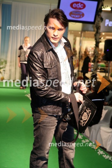 Europark, modna revija pomlad - poletje 2011