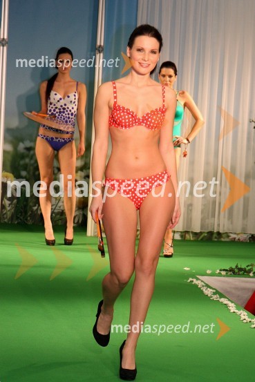 Sandra Adam, Miss Slovenije 2010Europark, modna revija pomlad - poletje 2011