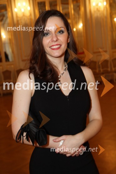 Valentina Čuden, operna pevkaMoč usode, premiera v SNG Maribor