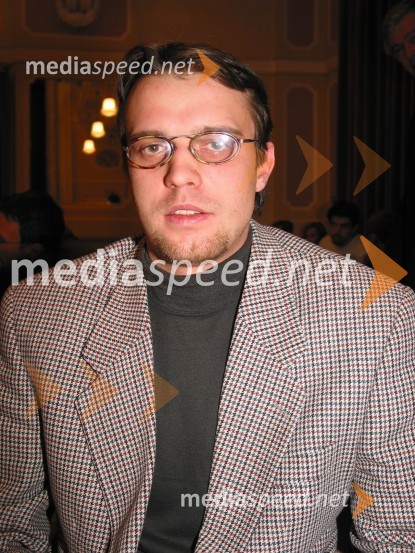 Boštjan Viher, podpredsednik Mladinskega centra OsmicaLjudje RAZNO