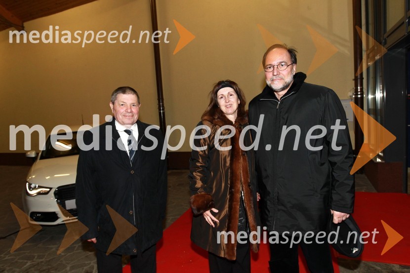 Simon Oblak, izvršni podpredsednik OK Pokal Vitranc, mag. Mitja Gaspari, minister za razvoj in evropske zadeve in soproga Mirjana GaspariBela večerja ob 50 letnici Pokala Vitranc