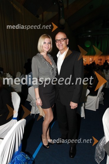 Marika Savšek, miss Universe 2010 in Heinz Slesak, generalni direktor Porsche Slovenija d.o.o.Bela večerja ob 50 letnici Pokala Vitranc