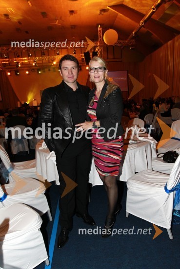 Christian Mayer, nekdanji smučar in soproga AngelikaBela večerja ob 50 letnici Pokala Vitranc