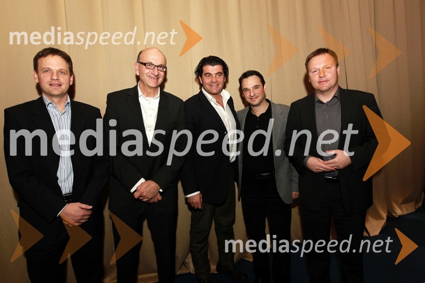 Franci Bolta, direktor avtomobilske znamke Audi pri Porsche Slovenija d.o.o., Heinz Slesak, generalni direktor Porsche Slovenija d.o.o., Alberto Tomba, nekdanji italijanski smučar, Danilo Ferjančič, generalni direktor Porsche Slovenija d.o.o. in Samo Pagon, vodja marketinga znamke Audi pri podjetju Porsche Slovenija d.o.o.Bela večerja ob 50 letnici Pokala Vitranc