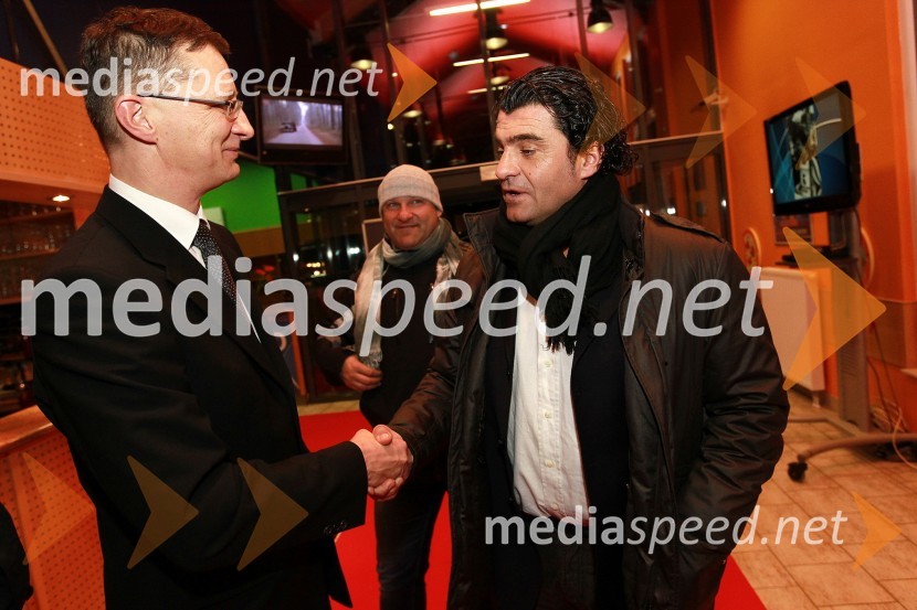 Dr. Igor Lukšič, minister za šolstvo in šport ter Alberto Tomba, nekdanji italijanski smučarBela večerja ob 50 letnici Pokala Vitranc