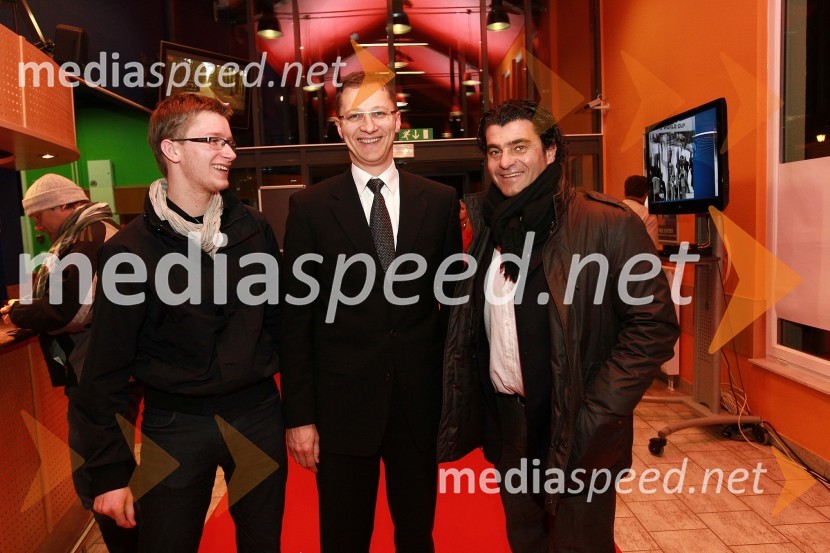 Dr. Igor Lukšič, minister za šolstvo in šport, sin Nik ter Alberto Tomba, nekdanji italijanski smučar 	Bela večerja ob 50 letnici Pokala Vitranc