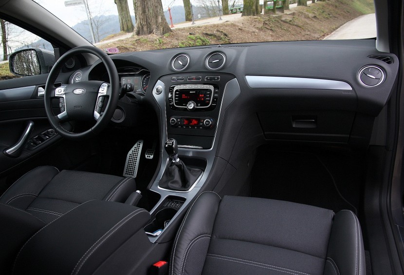 Ford Mondeo, notranjostFord Mondeo, slovenska predstavitev