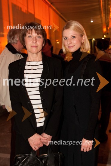 Ana Železnik, predsednica sveta SMG in hči Tjaša Železnik, igralkaOdprtje razstave Toulouse-Lautrec v Cankarjevem domu