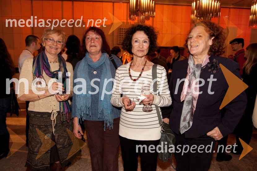 Milena Lovše, Tatjana Marušič, Lanes Stanič, plesalka in Vera PolakOdprtje razstave Toulouse-Lautrec v Cankarjevem domu