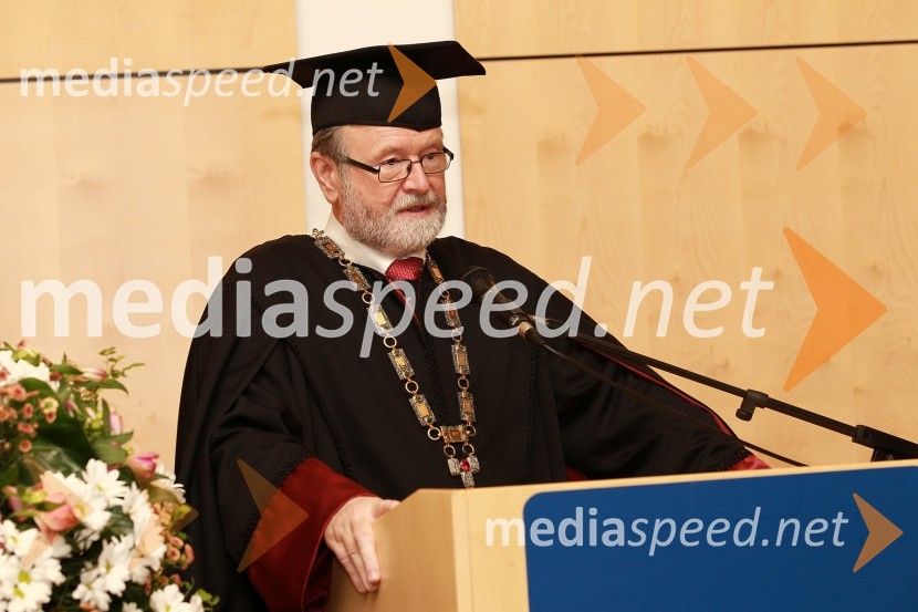 Prof. dr. Ivan Rozman, rektor Univerze v MariboruRektorjev dan Univerze v Mariboru 2011, promocija doktorjev znanosti in podelitev nagrad