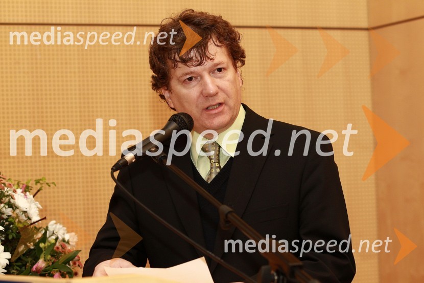 Prof. dr. Zdravko Kravanja, Fakulteta za kemijo in kemijsko tehnologijo Univerze v MariboruRektorjev dan Univerze v Mariboru 2011, promocija doktorjev znanosti in podelitev nagrad