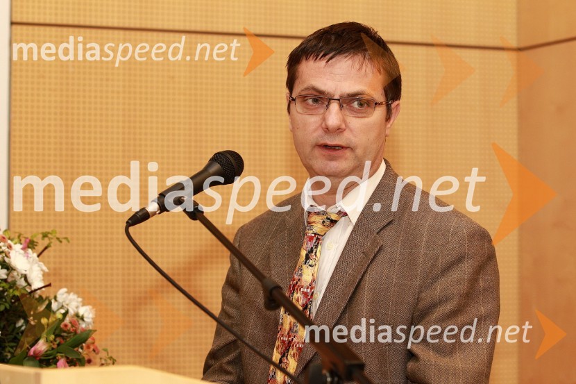 Prof. dr. Nenad Gubeljak, Fakulteta za strojništvo Univerze v MariboruRektorjev dan Univerze v Mariboru 2011, promocija doktorjev znanosti in podelitev nagrad