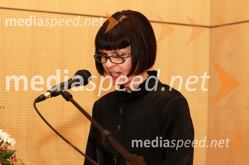 Prof. dr. Maja Habulin, Fakulteta za kemijo in kemijsko tehnologijo Univerze v MariboruRektorjev dan Univerze v Mariboru 2011, promocija doktorjev znanosti in podelitev nagrad