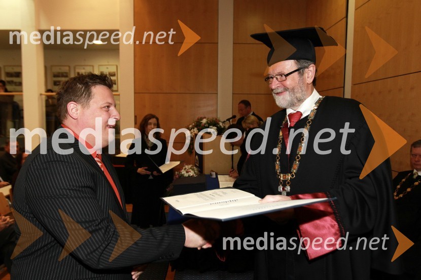 Dr. Matej Trapečar, Fakulteta za logistiko Univerze v Mariboru in prof. dr. Ivan Rozman, rektor Univerze v MariboruRektorjev dan Univerze v Mariboru 2011, promocija doktorjev znanosti in podelitev nagrad