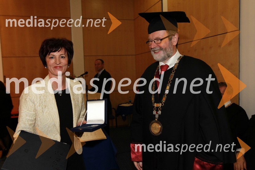 Rektorjev dan Univerze v Mariboru 2011, promocija doktorjev znanosti in podelitev nagrad