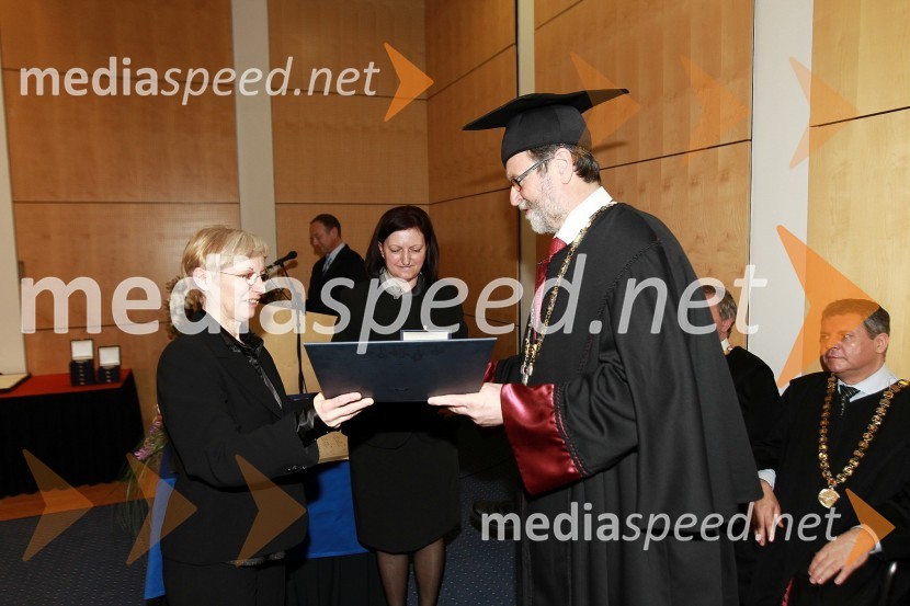 Rektorjev dan Univerze v Mariboru 2011, promocija doktorjev znanosti in podelitev nagrad