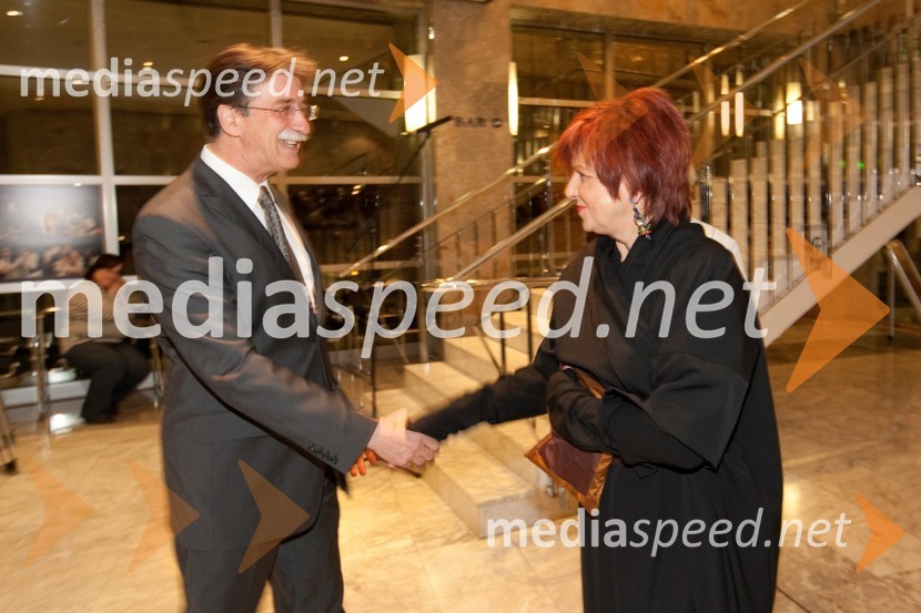 Jožko Čuk, direktor SNG Nova Gorica in Majda Širca, ministrica za kulturoOdprtje novega malega odra v SNG Nova Gorica in predstava Grenki sadeži pravice