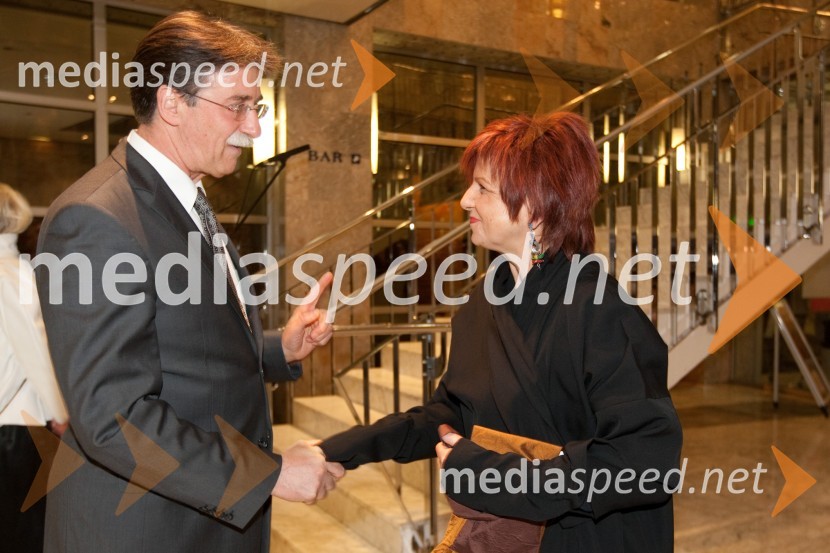 Jožko Čuk, direktor SNG Nova Gorica in Majda Širca, ministrica za kulturoOdprtje novega malega odra v SNG Nova Gorica in predstava Grenki sadeži pravice