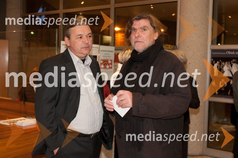Vladimir Peruničič, načelnik za družbeno dejavnost na MONG in Albert Pušnar, učiteljOdprtje novega malega odra v SNG Nova Gorica in predstava Grenki sadeži pravice