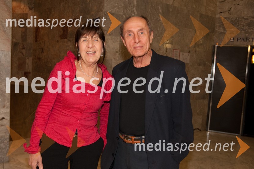 Katjuša Trampuž, Radio Robin in spremljevalec MiranOdprtje novega malega odra v SNG Nova Gorica in predstava Grenki sadeži pravice