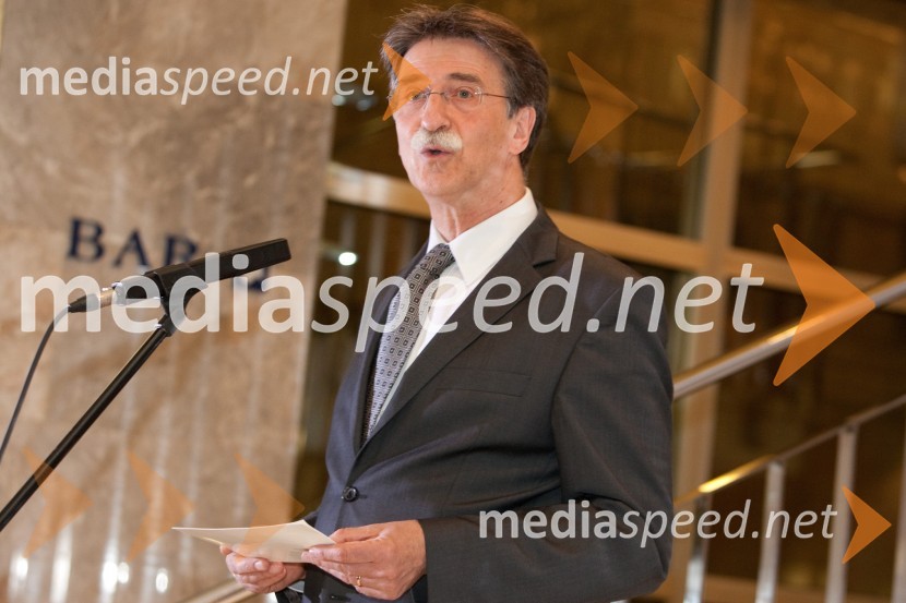 Jožko Čuk, direktor SNG Nova GoricaOdprtje novega malega odra v SNG Nova Gorica in predstava Grenki sadeži pravice