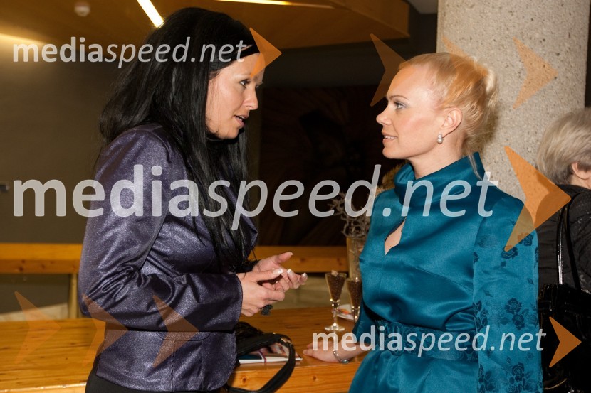 Dolores Žigon Klaut, direktorica, TV Vitel in Maja Štedanec, odgovorna urednica, TV VitelOdprtje novega malega odra v SNG Nova Gorica in predstava Grenki sadeži pravice