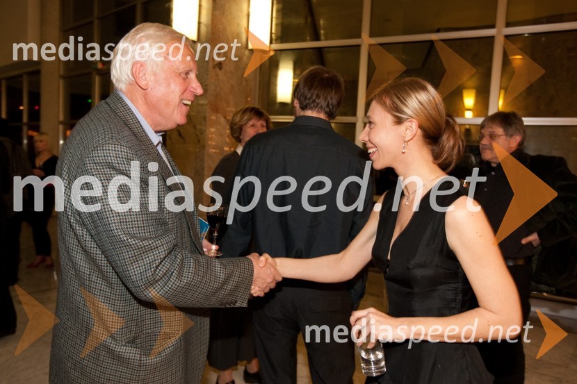 Jernej Novak, dramaturg in Alida Bevk, igralka
 
Odprtje novega malega odra v SNG Nova Gorica in predstava Grenki sadeži pravice