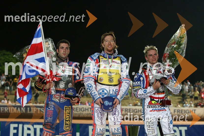 prvo uvrščeni na VN Italije, 2.mesto Scott Nicholls (VBR), 1.mesto Jason Crump (Avstralija) in 3.mesto Hans Andersen (Danska)SPEEDWAY GRAND PRIX, VN Italije 2006, dirka