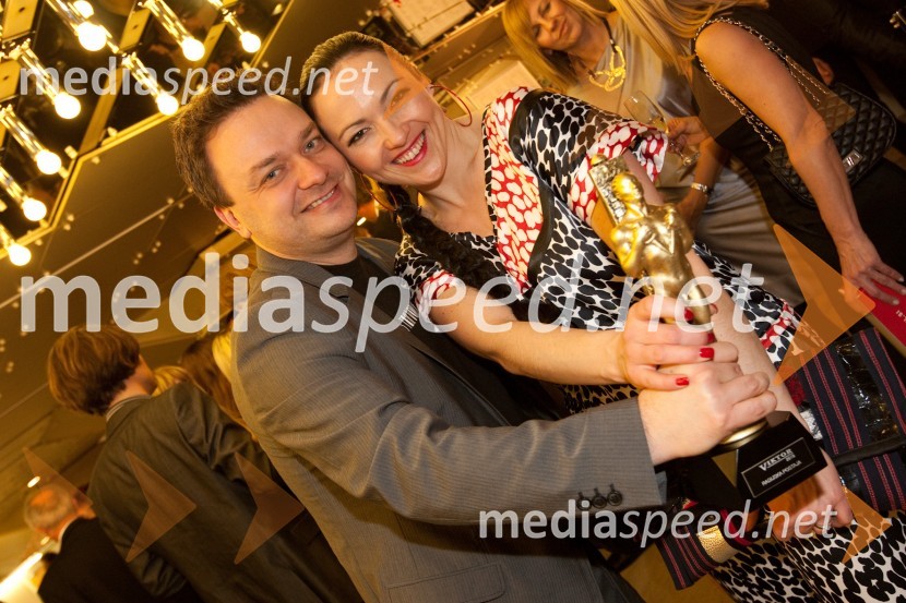 Sašo Papp, moderator na Radio Center in Polona Požgan, moderatorka na Radio CenterViktorji 2010, zaključna zabava