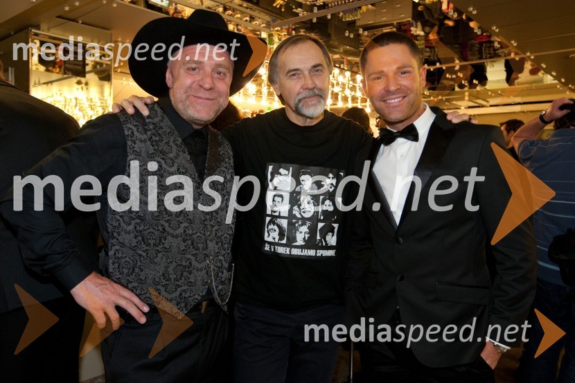 Milan Pečovnik - Pidži, pevec, Dragan Bulič, glasbeni urednik in Sebastian, pevecViktorji 2010, zaključna zabava