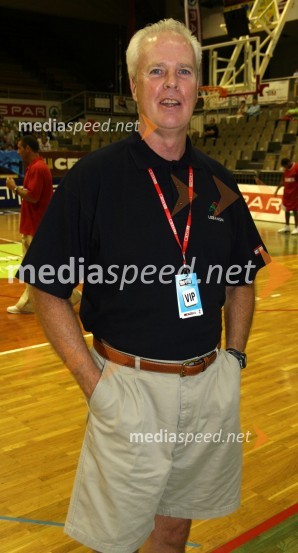 Paul Jena Coughter, Američan, trener libanonske košarkarske reprezentanceKošarkarski turnir Alpos