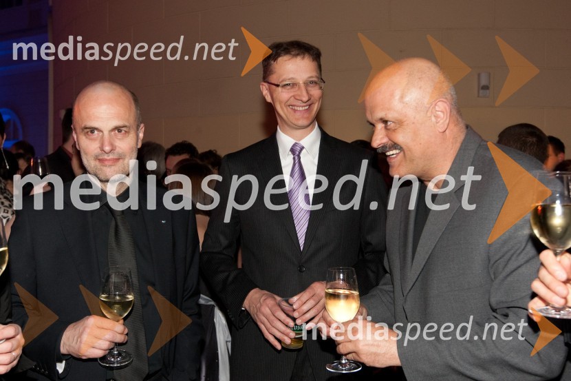 Janez Lombergar, direktor Televizije Slovenija, Igor Lukšič, minister za šolstvo in šport in Jos Zalokar, igralecViktorji 2010, zaključna zabava
