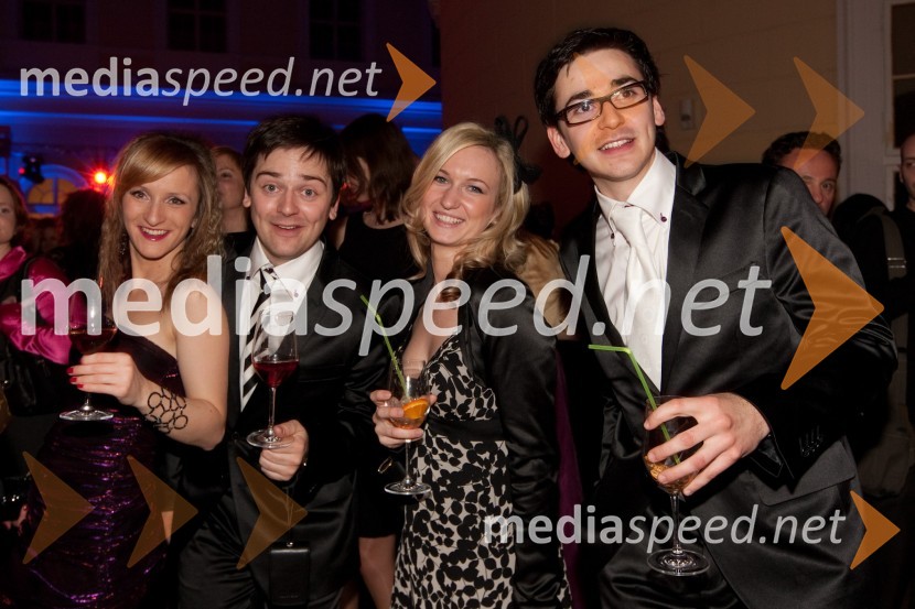 Nino Kozlevčar, glasbenik in punca Monika Pepelnjak, Samo Kozlevčar, glasbenik in punca Anja PepelnjakViktorji 2010, zaključna zabava