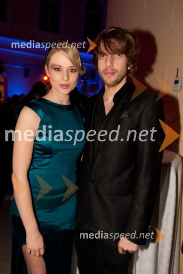 Iva Krajnc, igralka in Aljoša Bagola, kreativni direktor in vodja oglaševanja v podjetju PristopViktorji 2010, zaključna zabava