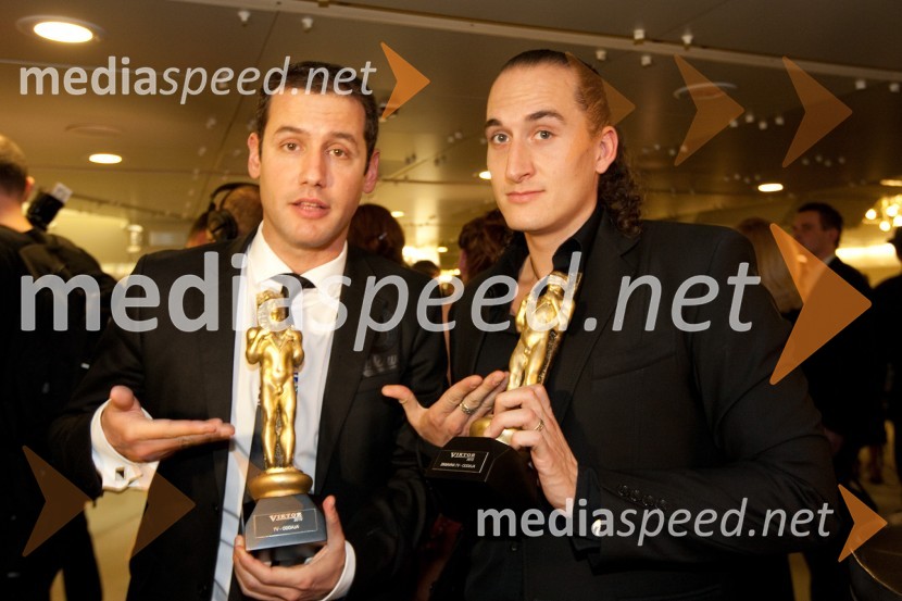 Peter Poles, voditelj in Vid Valič, voditeljViktorji 2010, zaključna zabava